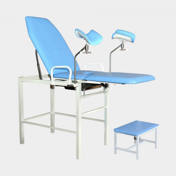 Кресло гинекологическое-урологическое «Клер» с фиксированной высотой модель КГФВ 02п с передвижной ступенькой.